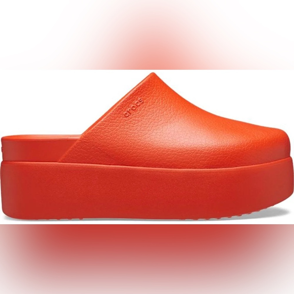 Lava Dylan Platform Crocs!